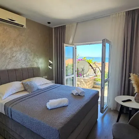 شقة 9 ماكارسكا